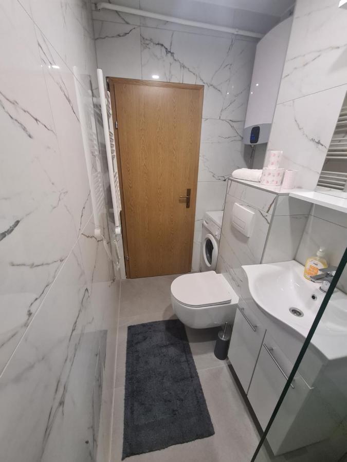 Apartman Yellow - Self Check In Osijek Eksteriør bilde