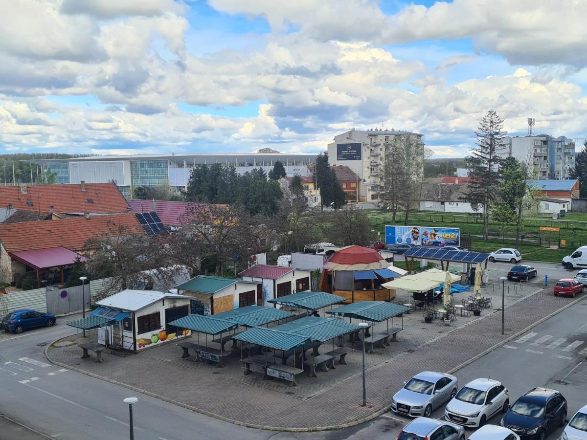 Apartman Yellow - Self Check In Osijek Eksteriør bilde